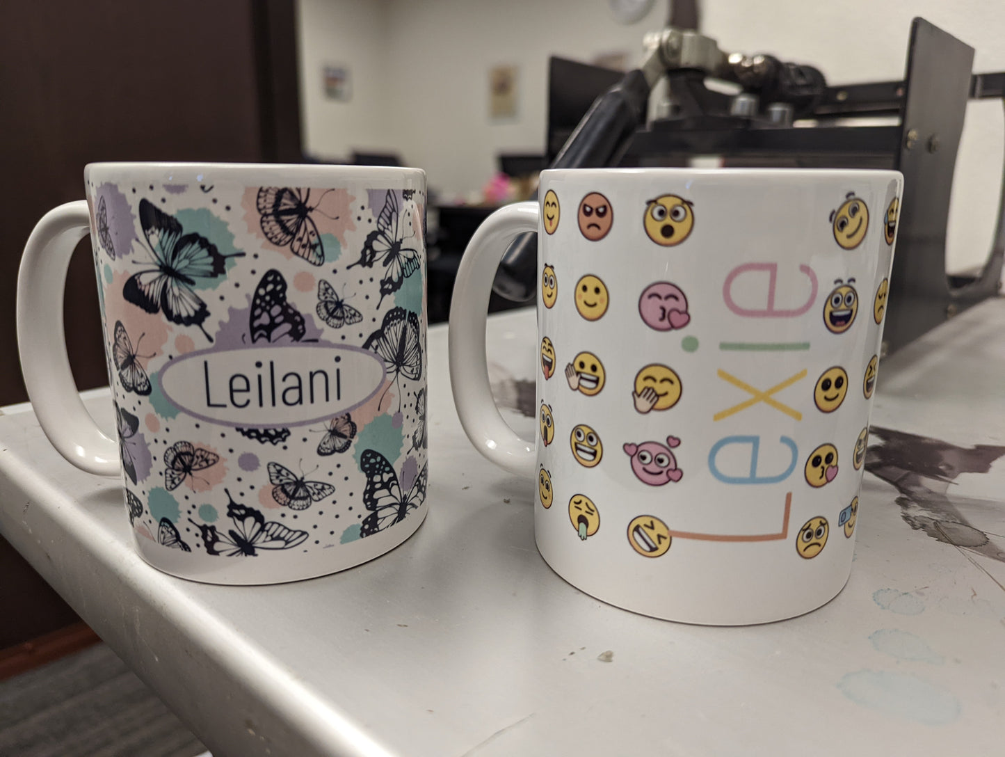 https://pacificstyle.com/cdn/shop/products/LeilaniandLexieMugs.jpg?v=1670985995&width=1445